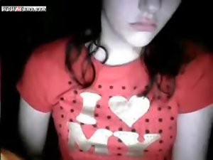 Red Shirted Loveliness Cam Show