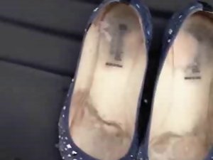 Cum on female shoes - Praznene na jenski obuvki