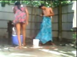 Sensual indian Desi Couple Screwing While Taking Outdoor Bath